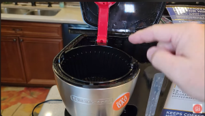 black and decker coffee maker cleaning